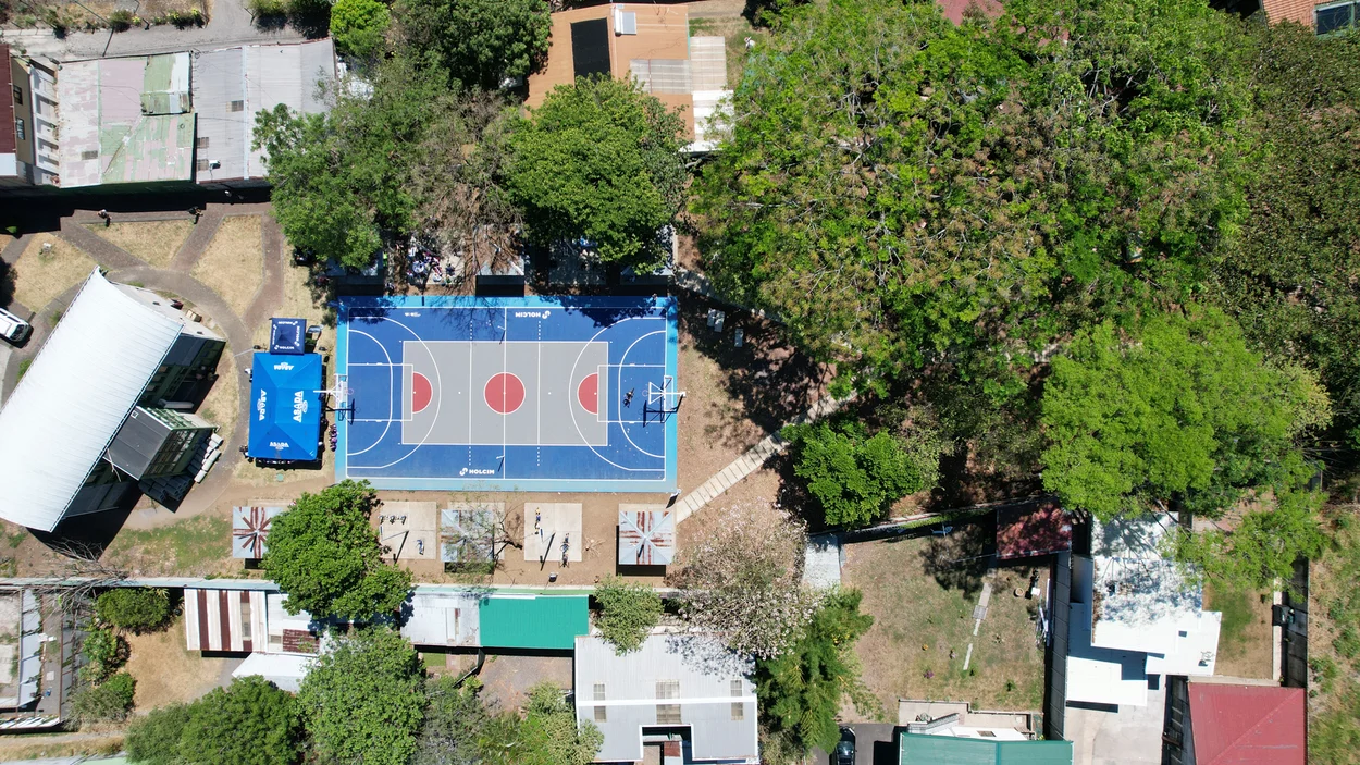 parque-calle-arriba05.jpg